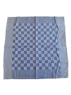 Theedoek geblokt blauw uitgewouwen